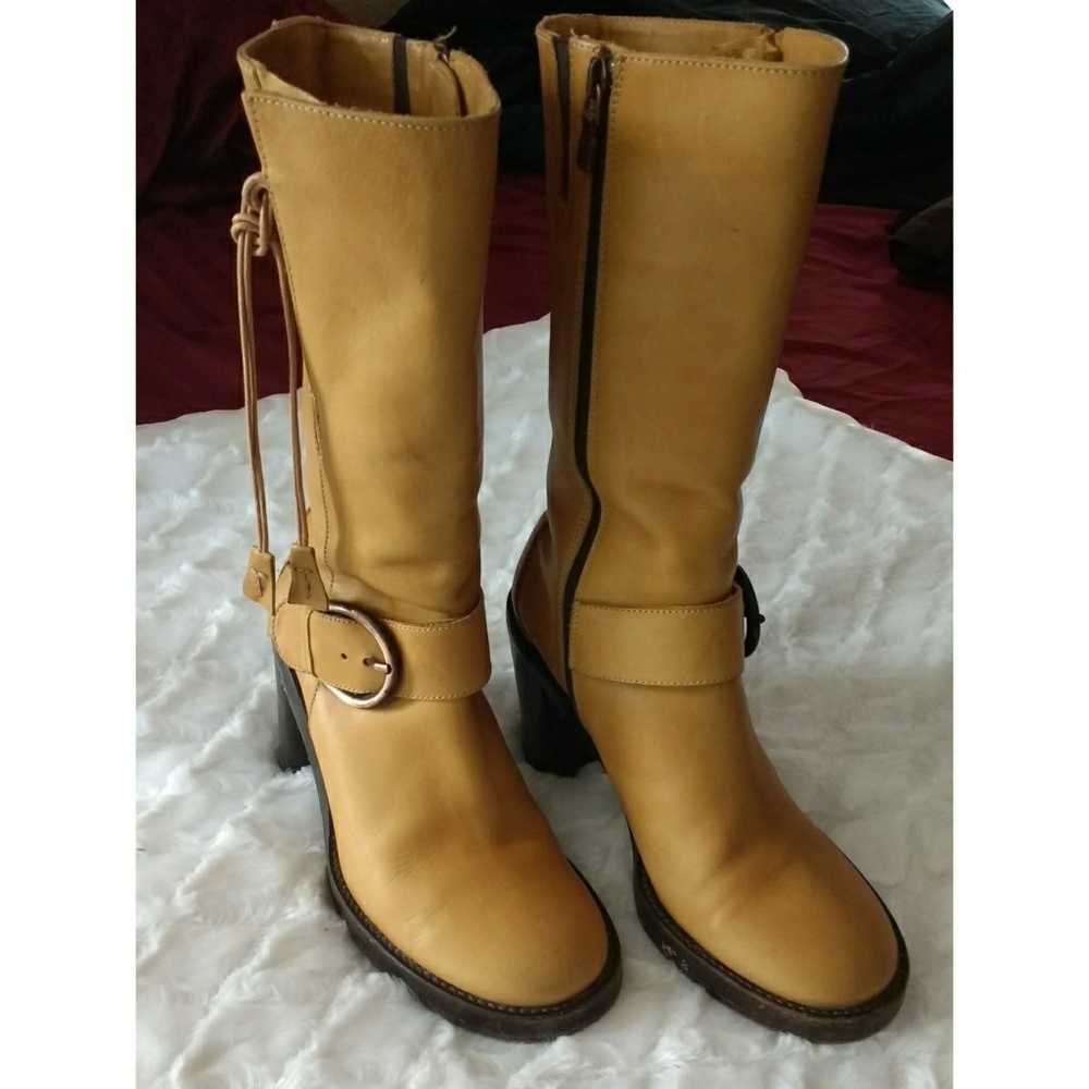 Donald Pliner Brit Boots